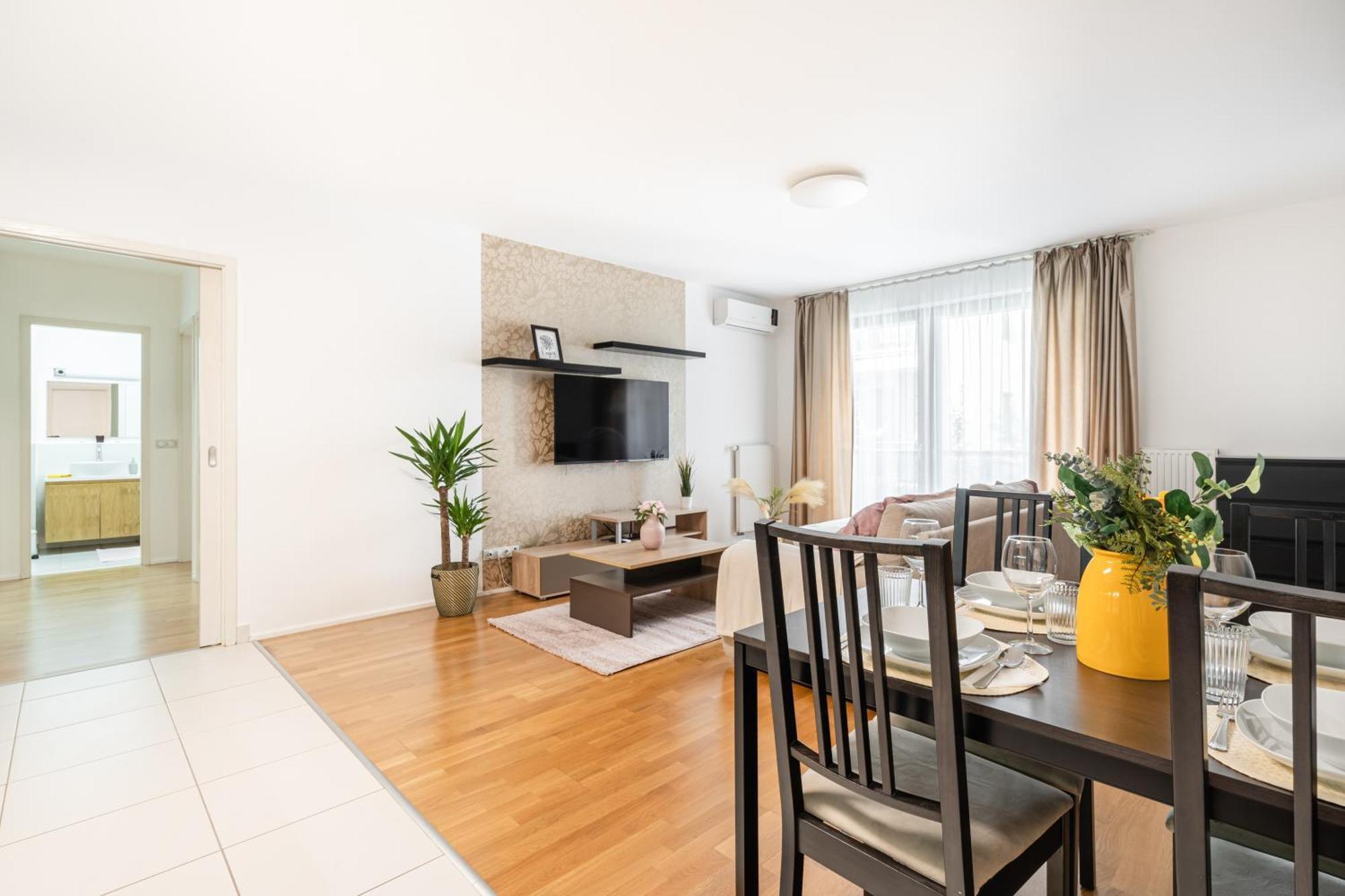 Home Of Serenity - 2 Bdr, Free Parking And Terrace بودابست المظهر الخارجي الصورة