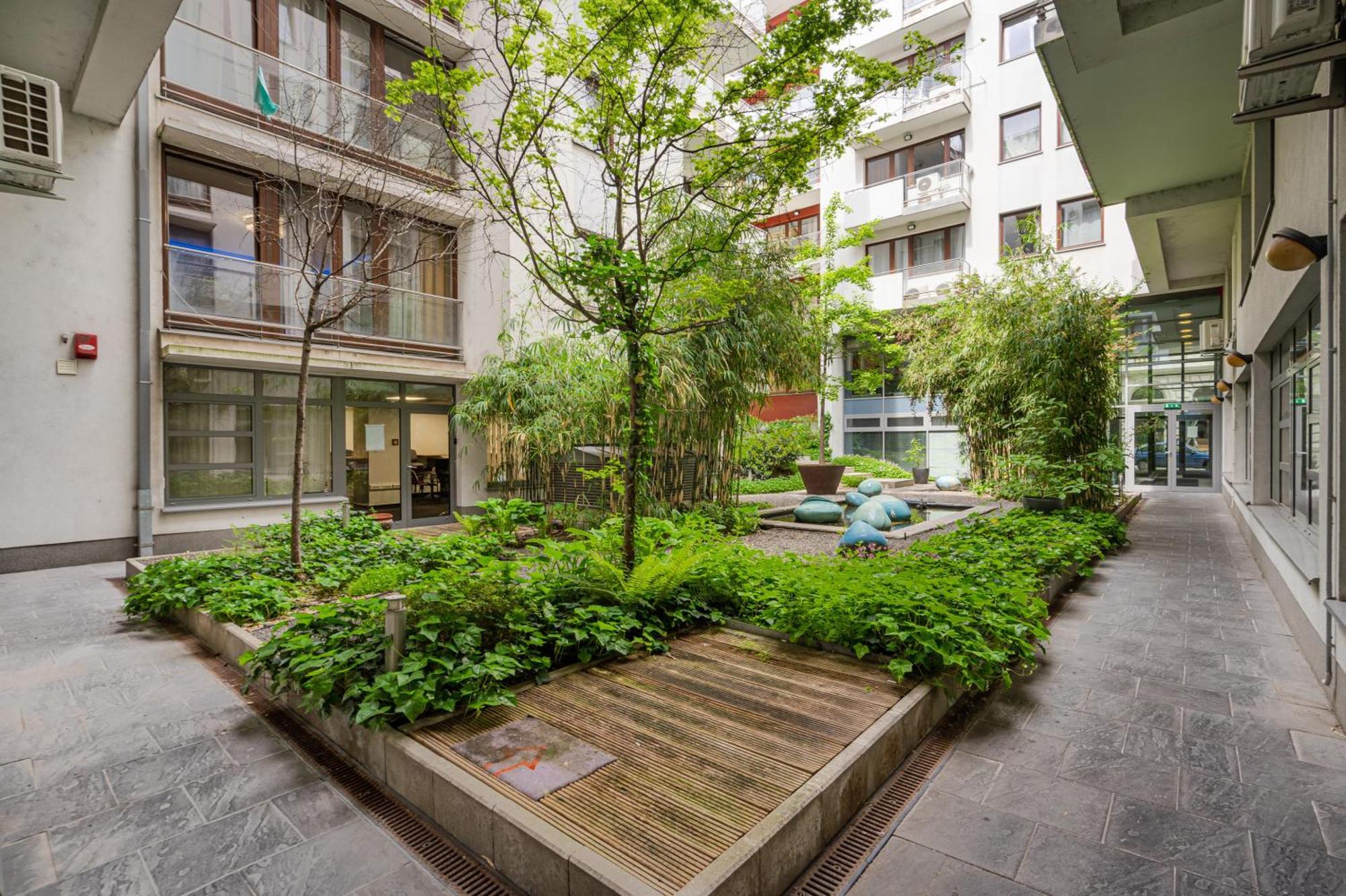Home Of Serenity - 2 Bdr, Free Parking And Terrace بودابست المظهر الخارجي الصورة